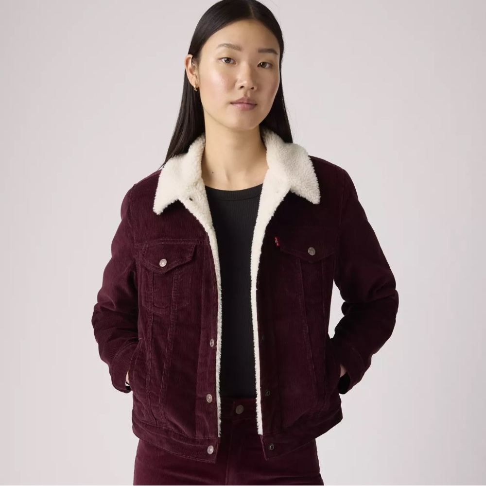 Original Sherpa Trucker Jacket in Merlot - Red size L